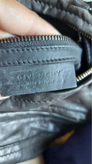 กระเป๋าสะพาย givenchy pandora mini ของแท้ รูปที่ 8