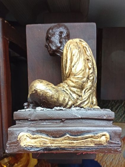 พระบูชาหลวงปู่หมุน 105 ปี หน้าตัก 5 นิ้ว รุ่นเสาร์5 รูปที่ 9