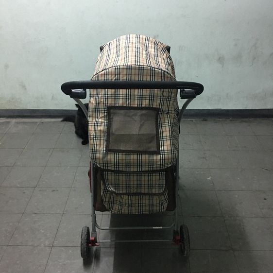 รถเข็นสำหรับสัตว์เลี้ยง มือสอง สภาพดี คันใหญ่ ขนาดกว้าง พับเก็บได้พกพาได้ 4ล้อ รูปที่ 5