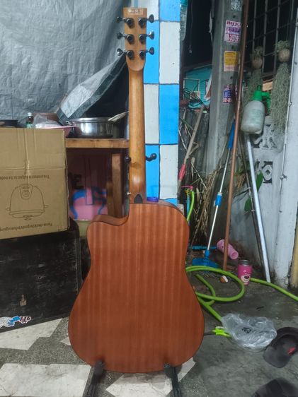 กีต้าร์โปร่งภาคไฟฟ้า martin lee  รูปที่ 5