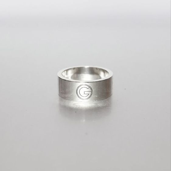 Used GUCCI
Cutout G Logo Ring (Silver925) รูปที่ 4