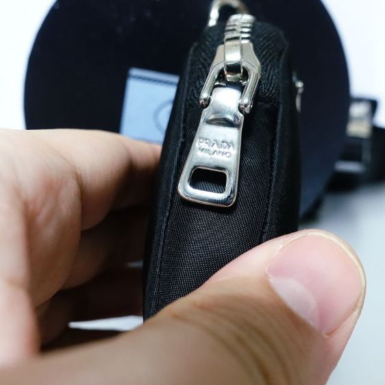 New PRADA
Yoga Mat with Strap and Mini Nylon Bag รูปที่ 6