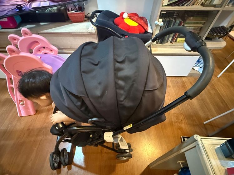 ขายรถเข็นเด็ก Aprica AirRia ญี่ปุ่นแท้ เข็น 2 ทาง น้ำหนักเบา สภาพดี รูปที่ 3