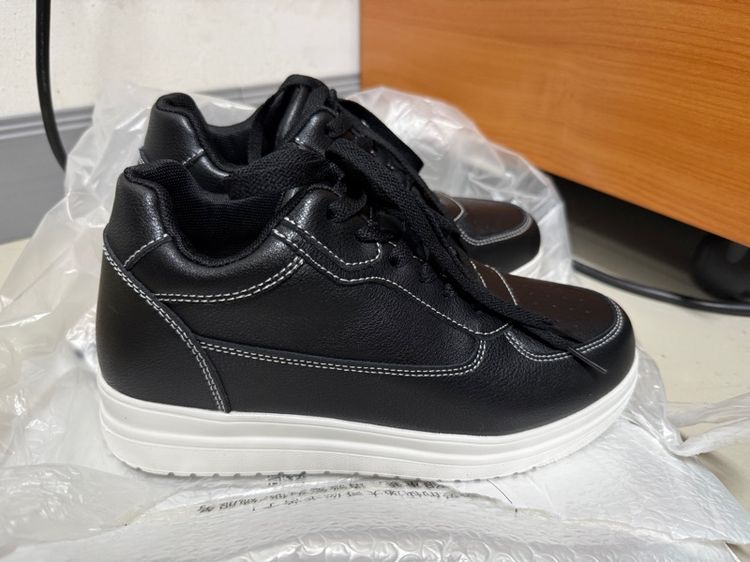 รองเท้าผ้าใบเพิ่มความสูง รูปที่ 2