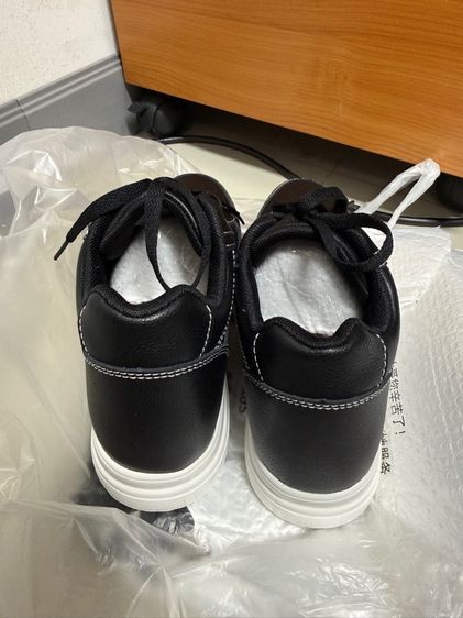 รองเท้าผ้าใบเพิ่มความสูง รูปที่ 3