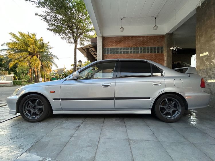 Honda Civic 2000 2.0 Type R Sedan เบนซิน เกียร์อัตโนมัติ บรอนซ์เงิน รูปที่ 4
