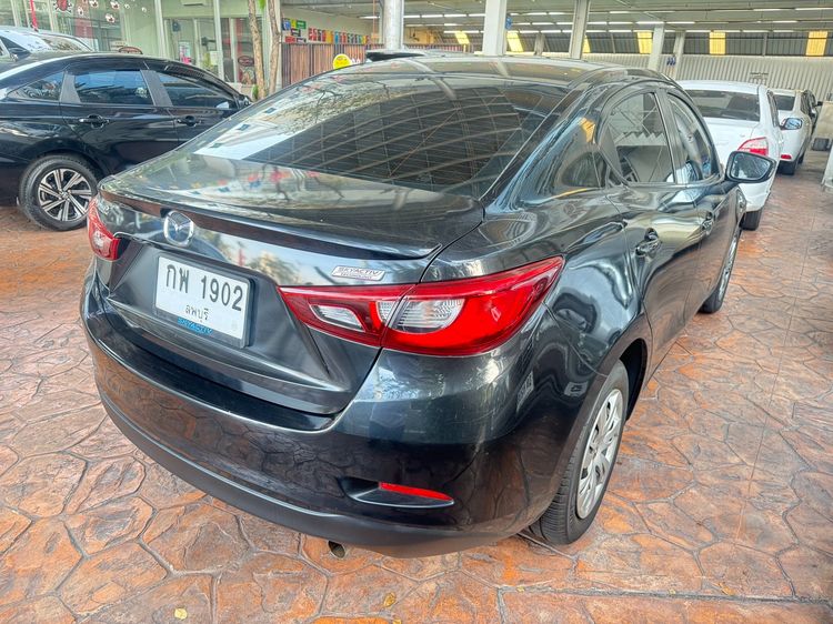 Mazda Mazda 2 2016 1.3 High Sedan เบนซิน ไม่ติดแก๊ส เกียร์อัตโนมัติ ดำ รูปที่ 4