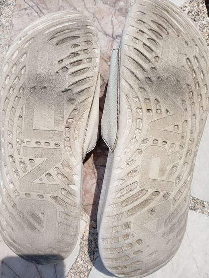 รองเท้าแตะ UnderArmour  รูปที่ 4