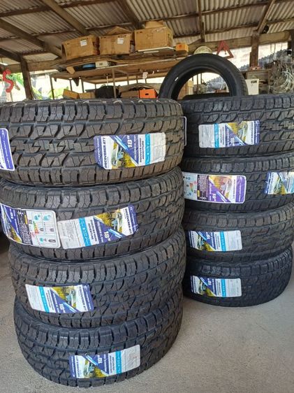 อื่นๆ ยางใหม่ค้างปีถูกๆ  235 55 18