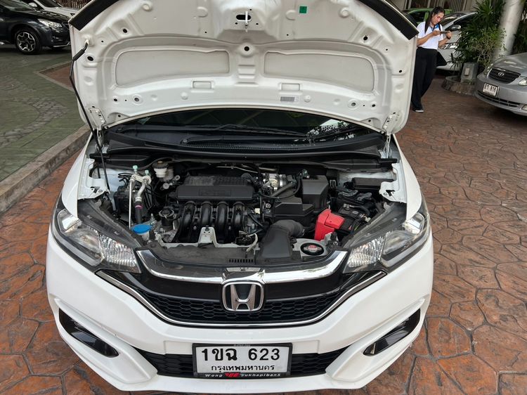 Honda Jazz 2020 1.5 V+ Sedan เบนซิน ไม่ติดแก๊ส เกียร์อัตโนมัติ ขาว รูปที่ 3