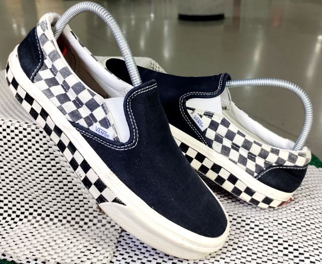 รองเท้า💥VANS Slip - On💥ของแท้‼️ลายสก็อตสีดำ -ขาว พื้นเดิม นิ่ม เบา สวยๆ เดิม สภาพดี💥ไซร์ 40  รูปที่ 15