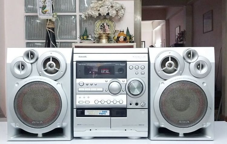 มินิคอมโปAIWA - RV35 กำลังขับ 2000 วัตต์เป็นของญี่ปุ่นทั้งชุดใช้ไฟ 220 พร้อมชุดบลูทูธเล่น USB ได้ สภาพสวยเสียงดีชุดละ 1890 สุโขทัย