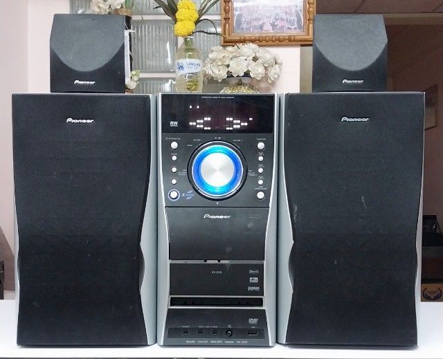 มินิคอมโป Pioneer รุ่น EV 5 กำลังขับ 2,500 วัตต์ ใช้งาน  USB AUX FM เทปยังพอเล่นได้สภาพสวยเสียงดีชุดละ 1990 สุโขทัย