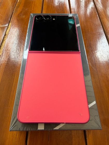 อื่นๆ samsung galaxy flip 7 512 GB