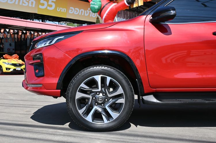 Toyota Fortuner 2021 2.8 Legender Utility-car ดีเซล ไม่ติดแก๊ส เกียร์อัตโนมัติ แดง รูปที่ 3