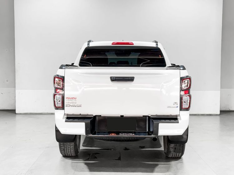 Isuzu D-MAX 2023 3.0 Vcross M 4WD Pickup ดีเซล ไม่ติดแก๊ส เกียร์อัตโนมัติ ขาว รูปที่ 4