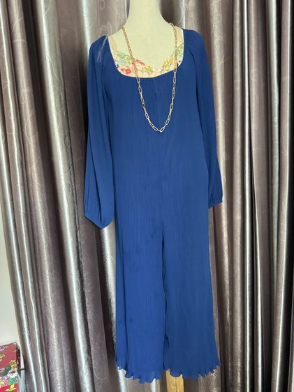 Pleat Jumpsuit with gold chain accessories full body size L Lyn Around รูปที่ 4