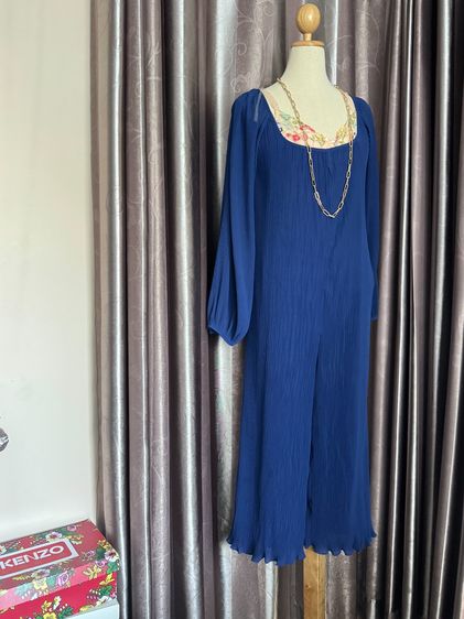 Pleat Jumpsuit with gold chain accessories full body size L Lyn Around รูปที่ 6
