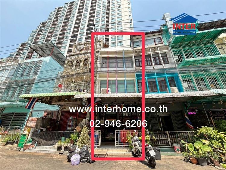 อาคารพาณิชย์ 3.5 ชั้น 12 ตร.ว. อาคารพาณิชย์ ใกล้รถไฟฟ้าBTSสะพานควาย ใกล้บิ๊กซีสะพานควาย ถนนพหลโยธิน เขตพญาไท กรุงเทพมหานคร