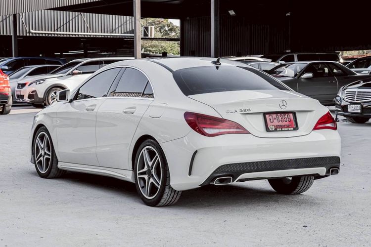 Mercedes-Benz CLA-Class 2015 CLA250 AMG Sedan เบนซิน ขาว รูปที่ 4