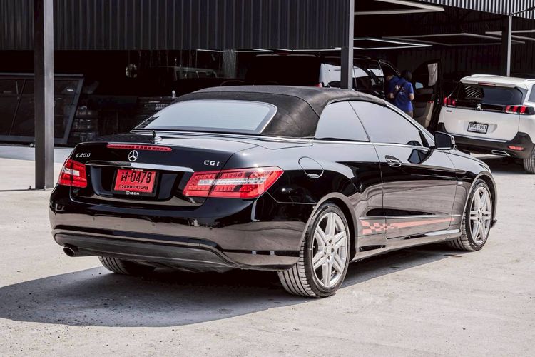 Mercedes-Benz E-Class 2010 E250 CGI Sedan เบนซิน ดำ รูปที่ 4