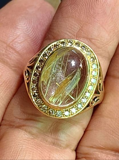 แหวนไหมทองล้อมเพชรแท้ทอง 9k