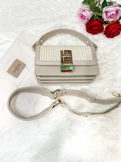 A Treasure Box รุ่น TWIST  SILKY GREY มือ2