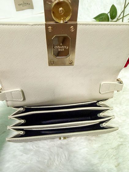 A Treasure Box รุ่น TWIST  SILKY GREY มือ2 รูปที่ 7