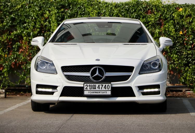 Mercedes-Benz SLK-Class 2014 SLK200 AMG Sedan เบนซิน ไม่ติดแก๊ส เกียร์อัตโนมัติ ขาว รูปที่ 2