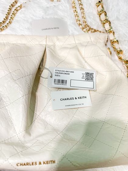  CHARLES  KEITH รุ่น Duo Double Chain Hobo Bag มือ2 รูปที่ 2