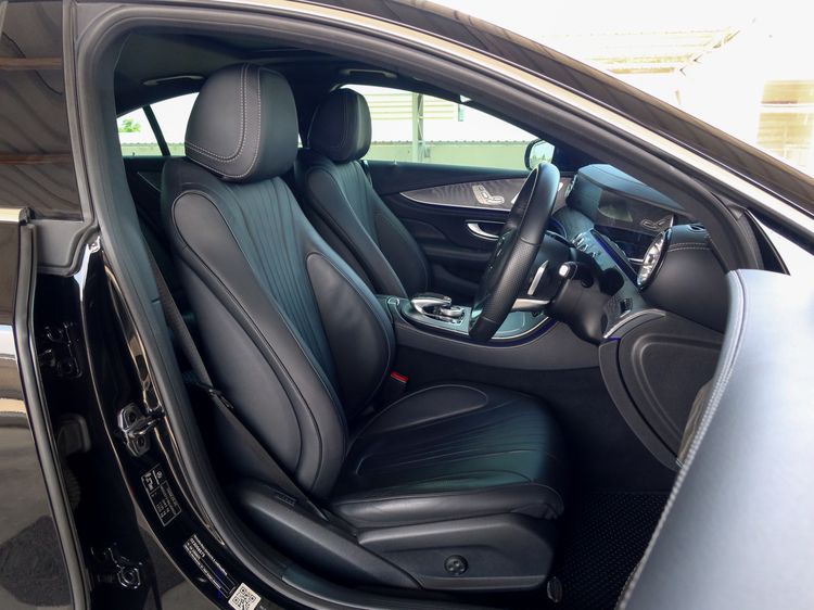 Mercedes-Benz CLS-Class 2019 CLS300 Sedan ดีเซล ไม่ติดแก๊ส เกียร์อัตโนมัติ ดำ รูปที่ 3