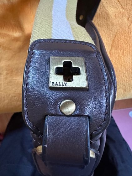 กระเป๋าสะพายBally รูปที่ 2
