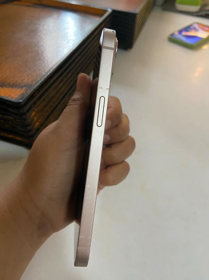iPhone 13 รูปที่ 2