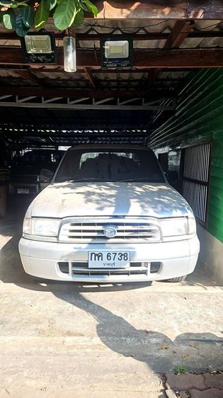 รถ Mazda Fighter 2.5 Le Mans สี เทา