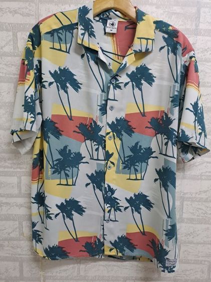 อื่นๆ M อื่นๆ เสื้อเชิ้ตฮาวายคอเปิดแขนสั้นลายต้นมะพร้าว ผ้าเรย่อน ใส่สบาย แบรนด์ Bodygove‼️