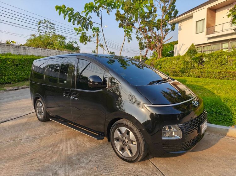 Hyundai Staria 2021 2.2 SEL Van ดีเซล ไม่ติดแก๊ส เกียร์อัตโนมัติ ดำ รูปที่ 3