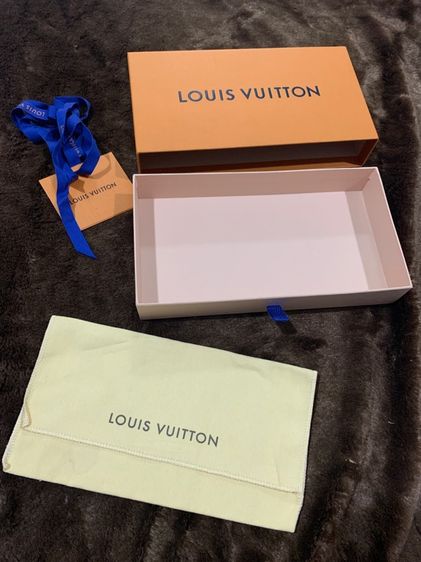 กล่องกระเป๋าตังค์หลุยส์ วิตตอง รูปที่ 2