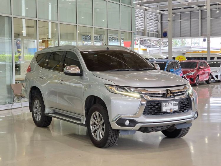 Mitsubishi Pajero Sport 2016 2.4 GT Premium Utility-car ดีเซล ไม่ติดแก๊ส เกียร์อัตโนมัติ บรอนซ์เงิน รูปที่ 3