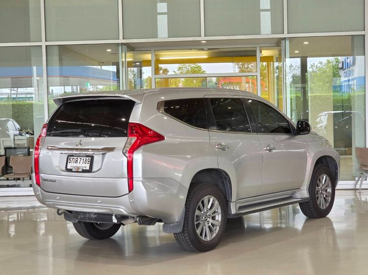 Mitsubishi Pajero Sport 2016 2.4 GT Premium Utility-car ดีเซล ไม่ติดแก๊ส เกียร์อัตโนมัติ บรอนซ์เงิน รูปที่ 4