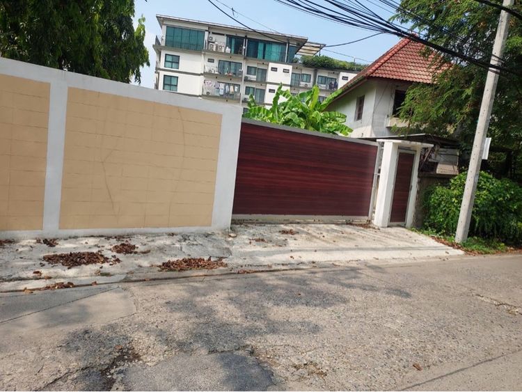 ตกแต่งครบ ขายบ้านเดี่ยว 2 ชั้น 198 ตรว. ลาดพร้าว ซอย 12 รูปที่ 2