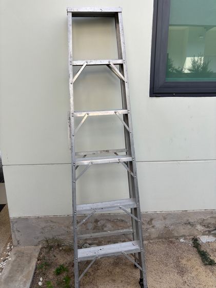 บันไดอลูมิเนียม