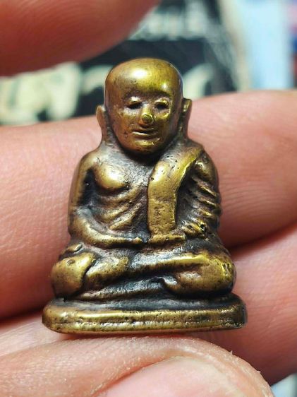 หลวงพ่อเงินพิมพ์นิยม