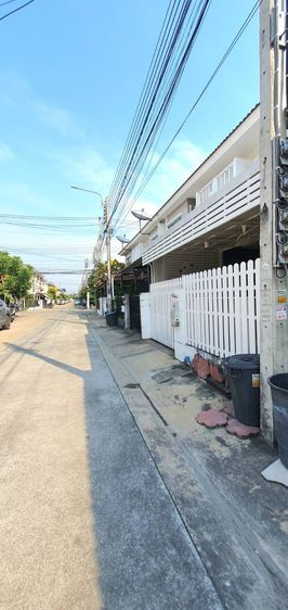 Pruksa ตกแต่งครบ ขายทาวเฮ้าส์พร้อมอยู่ ราคาถูก หนามแดง-บางนา รูปที่ 3