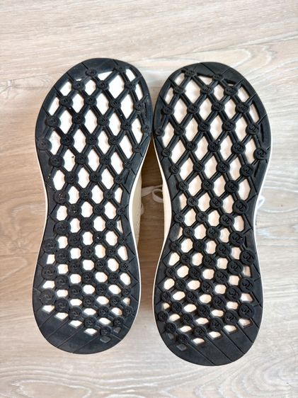 รองเท้า Chanel low-cut sneakers แท้ ออกจากช็อปปารีส รูปที่ 5