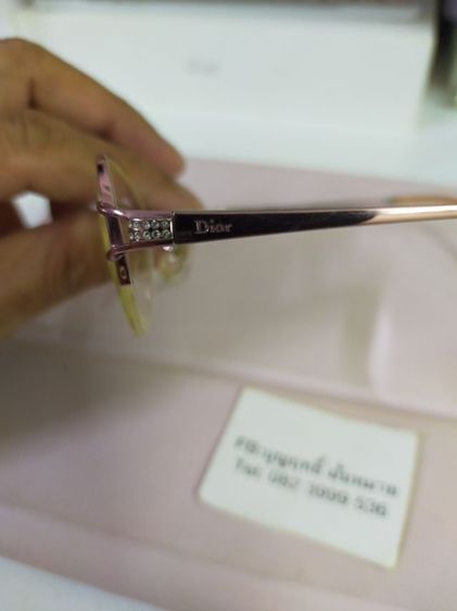 แว่นตา DIOR CD 7645 J MADE IN JAPAN ขนาด 55 17 135 ของแท้สภาพดี เลนส์มีค่าสายตา เอาไปตัดใส่เลนส์ใหม่ได้เลยครับ รูปที่ 9
