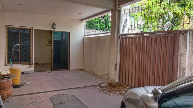 อื่นๆ ไม่มี สร้างเสร็จก่อน 2010 ให้เช่าทาวน์เฮ้าส์ 4 ชั้น Renovate ใหม่ ใกล้ MRT ห้วยขวาง – ซอยมีทรัพย์ ถนนประชาอุทิศ รูปที่ 2