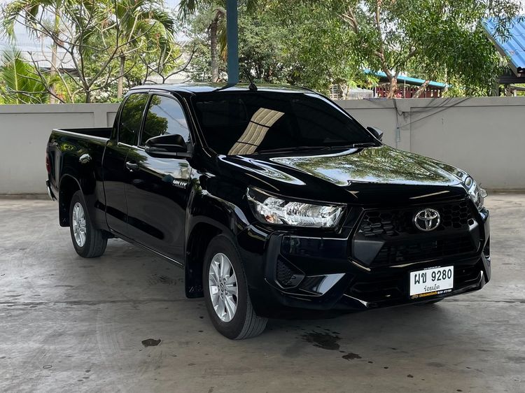 Toyota Hilux Revo 2024 Smart Cab 2.4 Entry Z Edition Pickup ดีเซล ไม่ติดแก๊ส เกียร์ธรรมดา ดำ รูปที่ 3