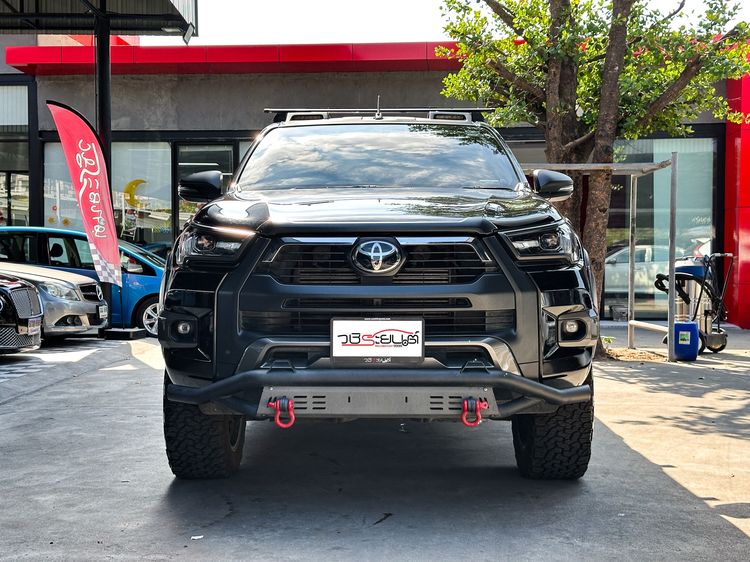 Toyota Hilux Revo 2021 Double Cab 4x4 2.8 Rocco Pickup ดีเซล เกียร์อัตโนมัติ ดำ รูปที่ 2