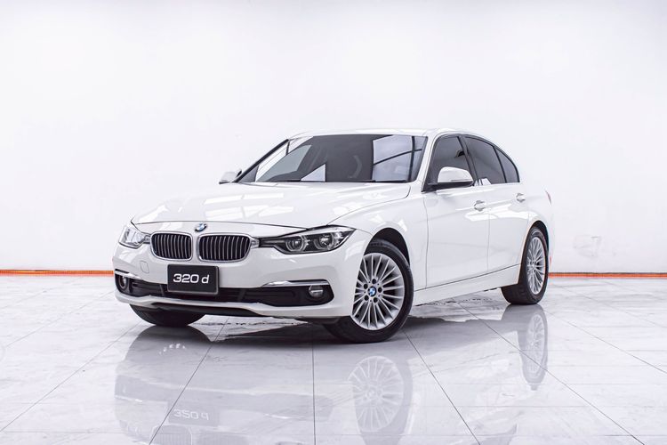 BMW Series 3 2016 320d Sedan ดีเซล ไม่ติดแก๊ส เกียร์อัตโนมัติ ขาว
