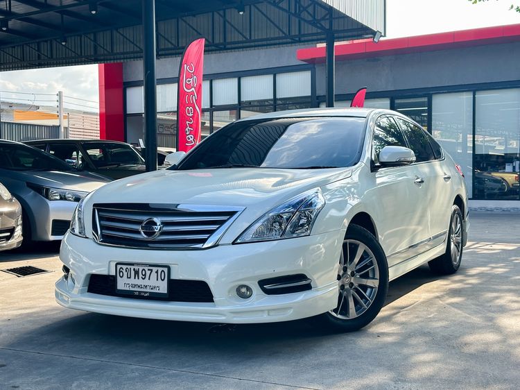 รถ Nissan Teana 2.0 200 XL Sport สี ขาว